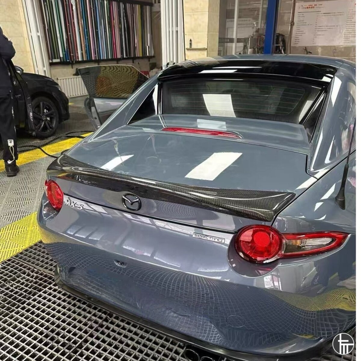 carbon-fiber-trunk-spoiler-mazda-miata-nd5