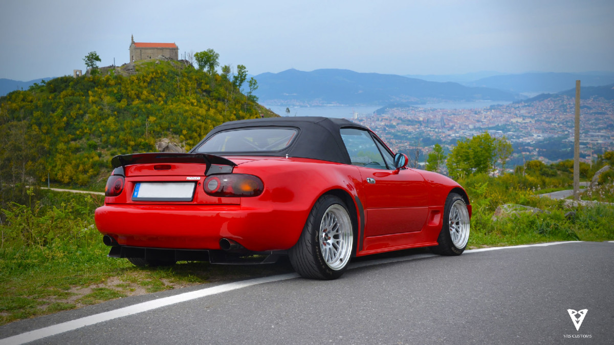 Rear Wing/Spoiler for NA Miata MX-5 Rear Wing/Spoiler for NA Miata MX-5