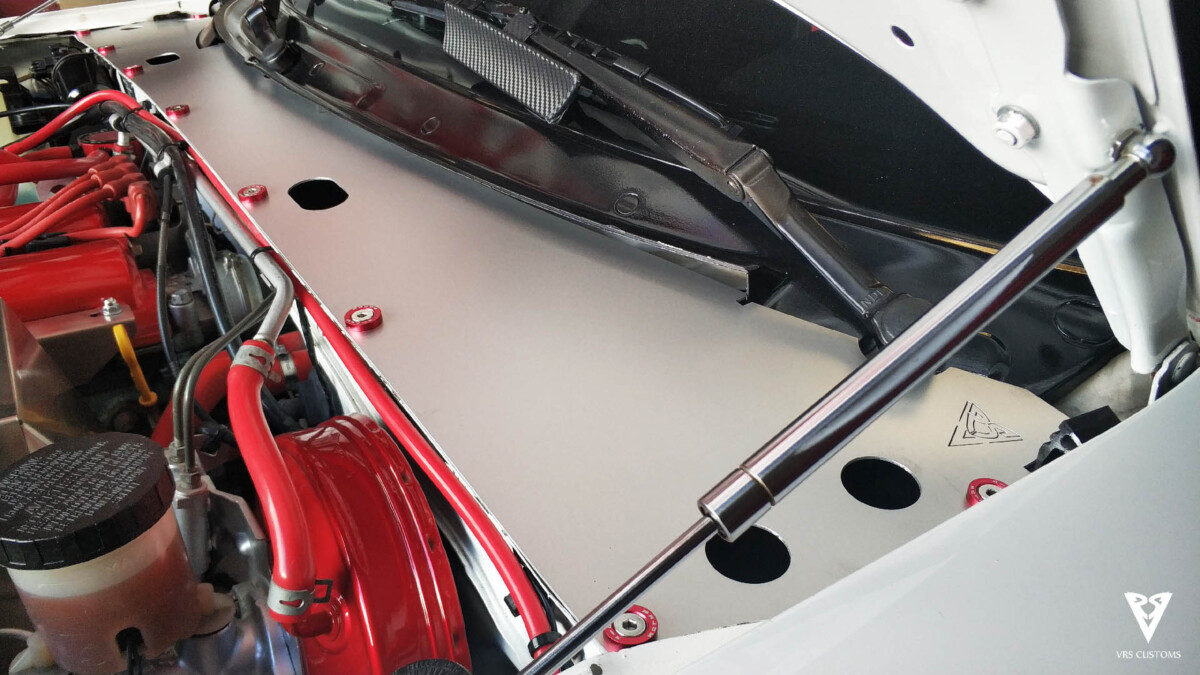 Mazda MX-5 Miata NA Wiper Cowl Mazda MX-5 Miata NA Wiper Cowl