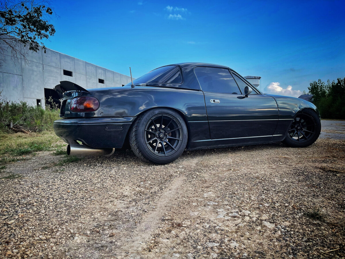 DCN Performance Ducktail Spoiler – Aggressive for NA DCN Performance Ducktail Spoiler – Aggressive for NA