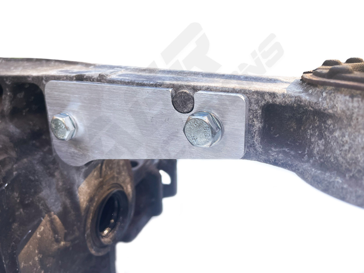 diffbrace installed2 miata differential reinforcement brace
